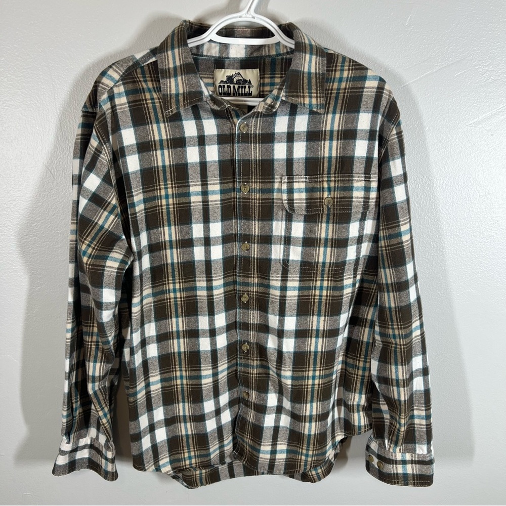 Old Mill Flannel Shirt Men’s Large Brown Plaid Long Sleeve Button Front